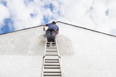 Peinture extérieure à Roquefort — façades et ravalement
